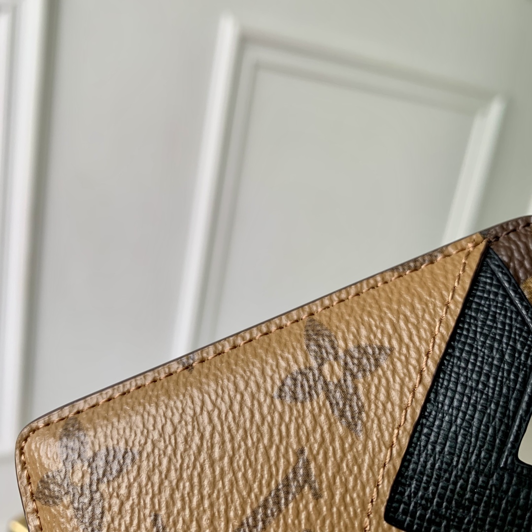 l0vis Vvtt0n magnet card holder-m25654-9x 0.5 x 6.5cm