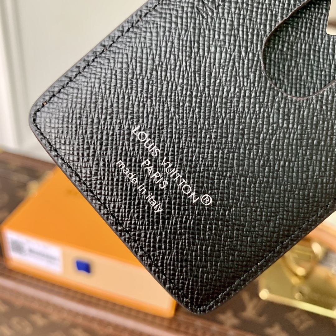 l0vis Vvtt0n magnet card holder-m25654-9x 0.5 x 6.5cm