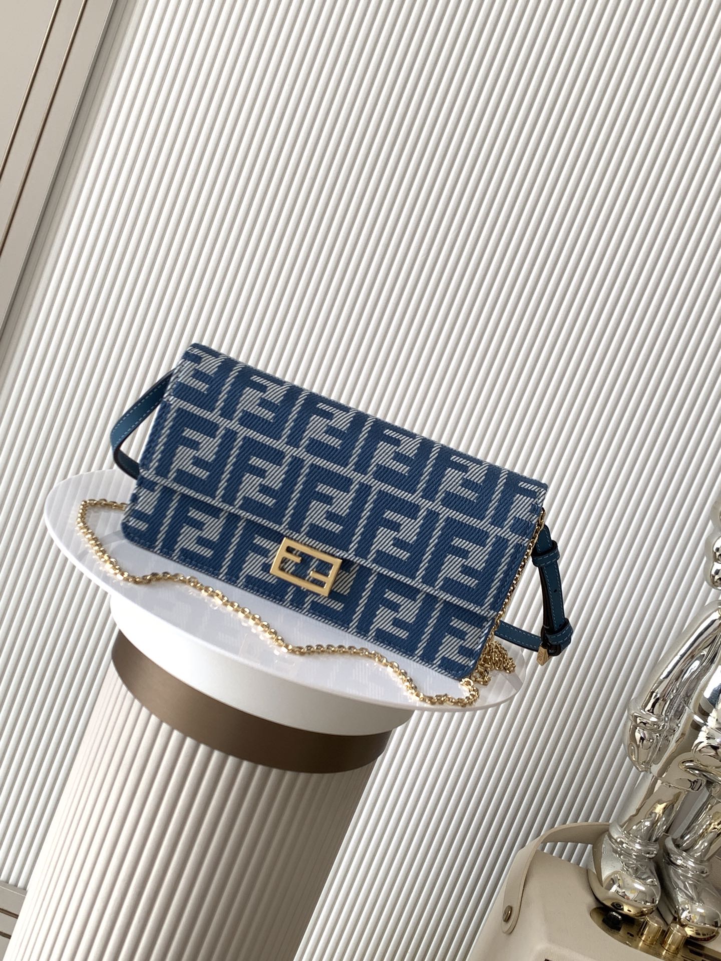 F**di baguette bag-21/5/11.5cm