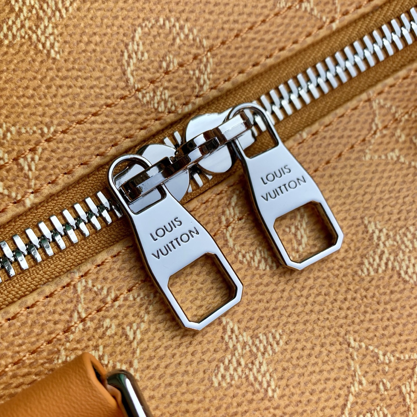 L0vis Vvtt0n Keepall Bandoulière 50- 50 x 29 x 23CM