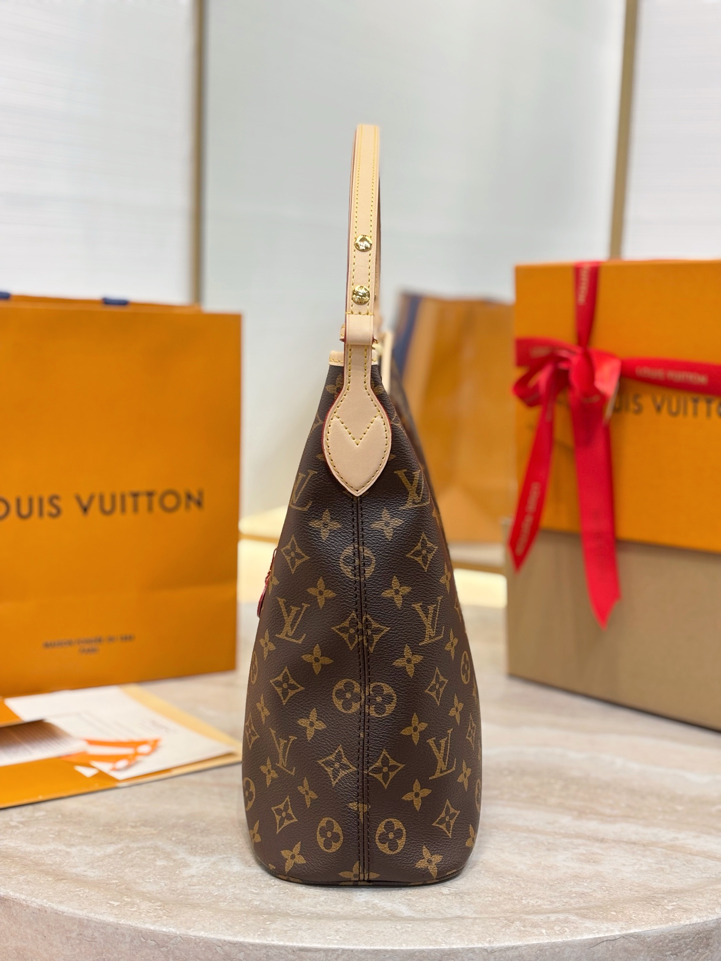 LV Lineup Monogram - Women - Handbags -34.5x26x13CM