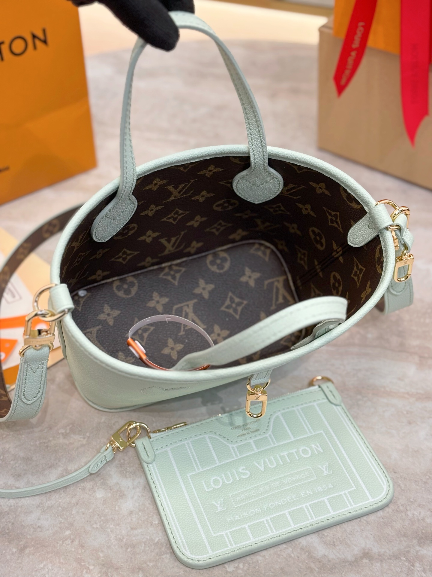 L0vis Vvtt0n Neverfull BB Bandouliere Inside Out Leather Tote-26.5x16.5x11CM