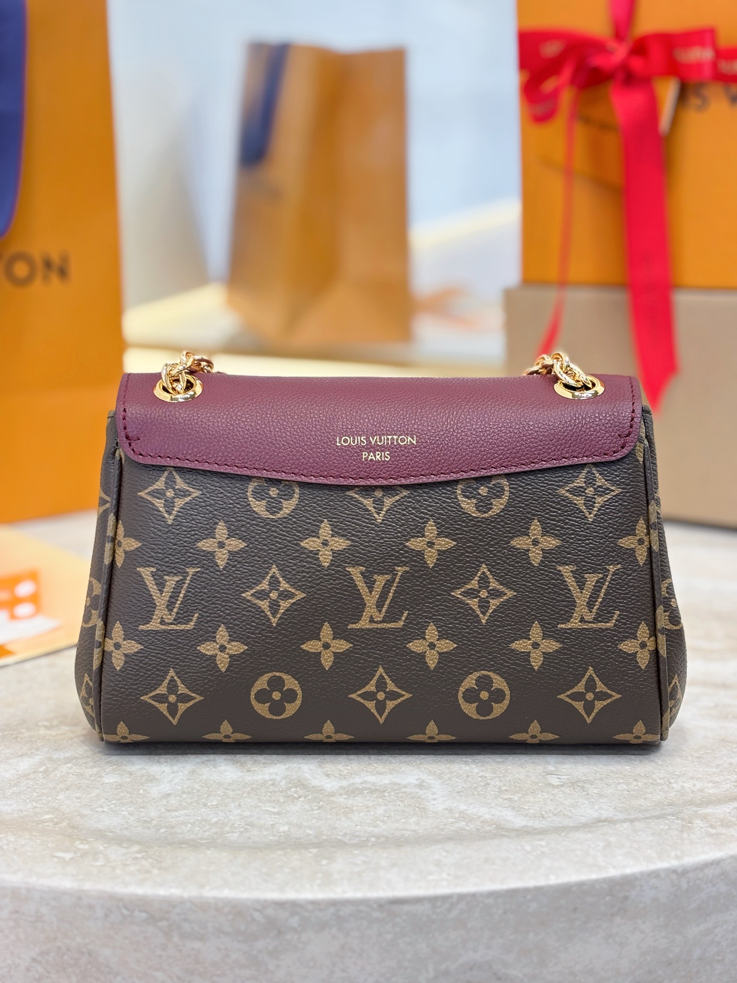 LV Saint Germain BB Monogram Canvas - Handbags M26398-24x17x9CM