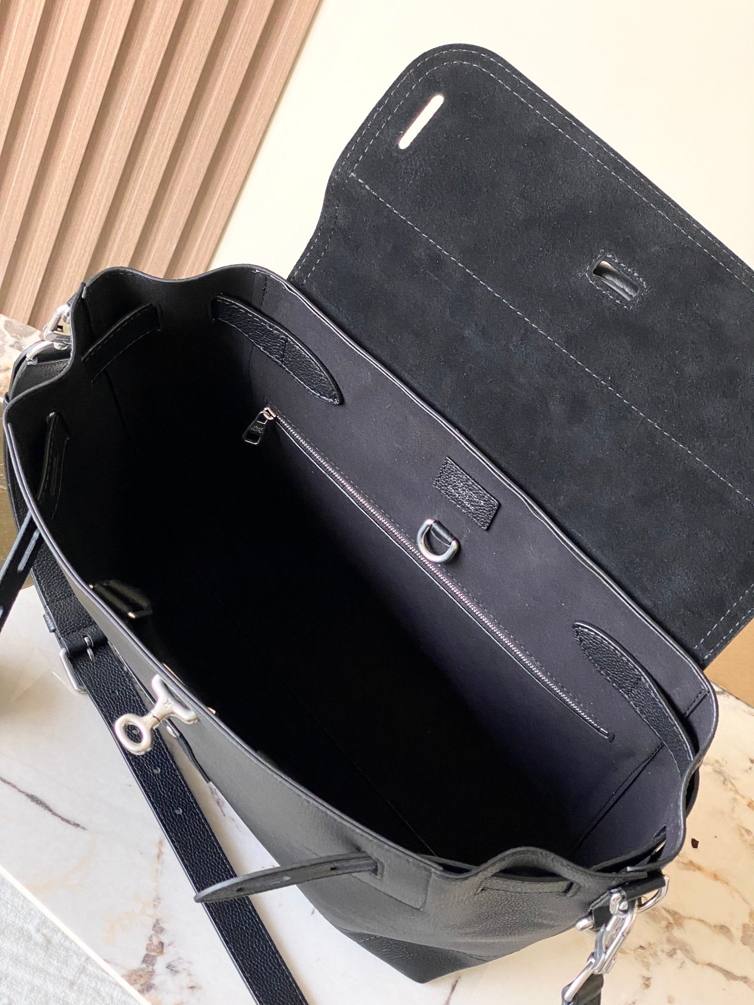 L0vis Vvtt0n Steamer 30 G69-M25989-33x32x14CM
