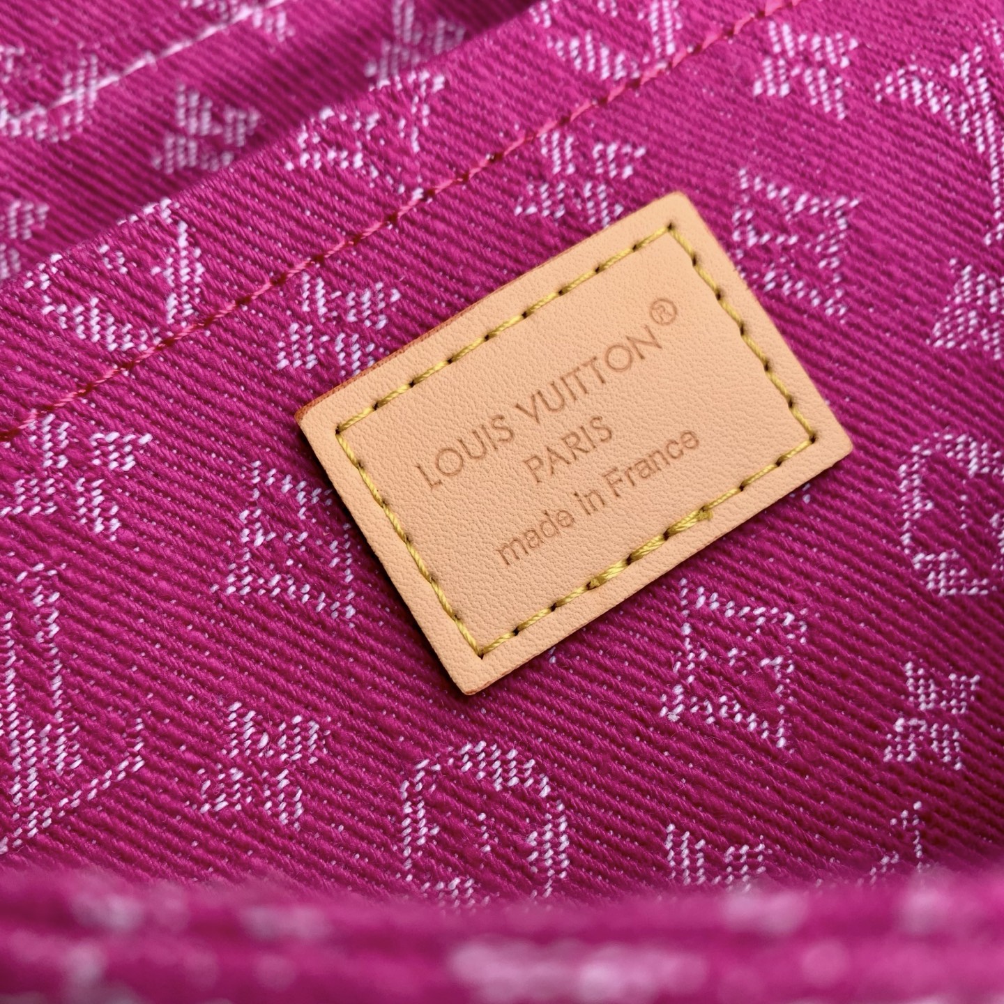 L0vis Vvtt0n Sunset Vibe Bag-18 x 3 x 27CM