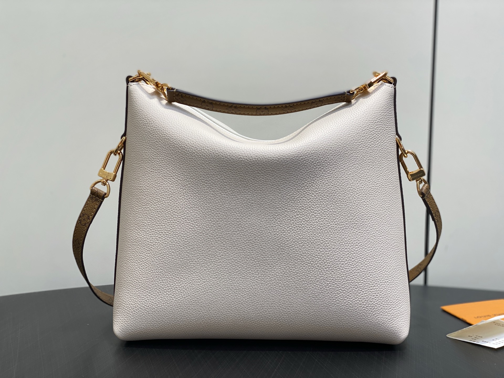 L0vis Vvtt0n Multipass - Handbags-26*10*30CMCM