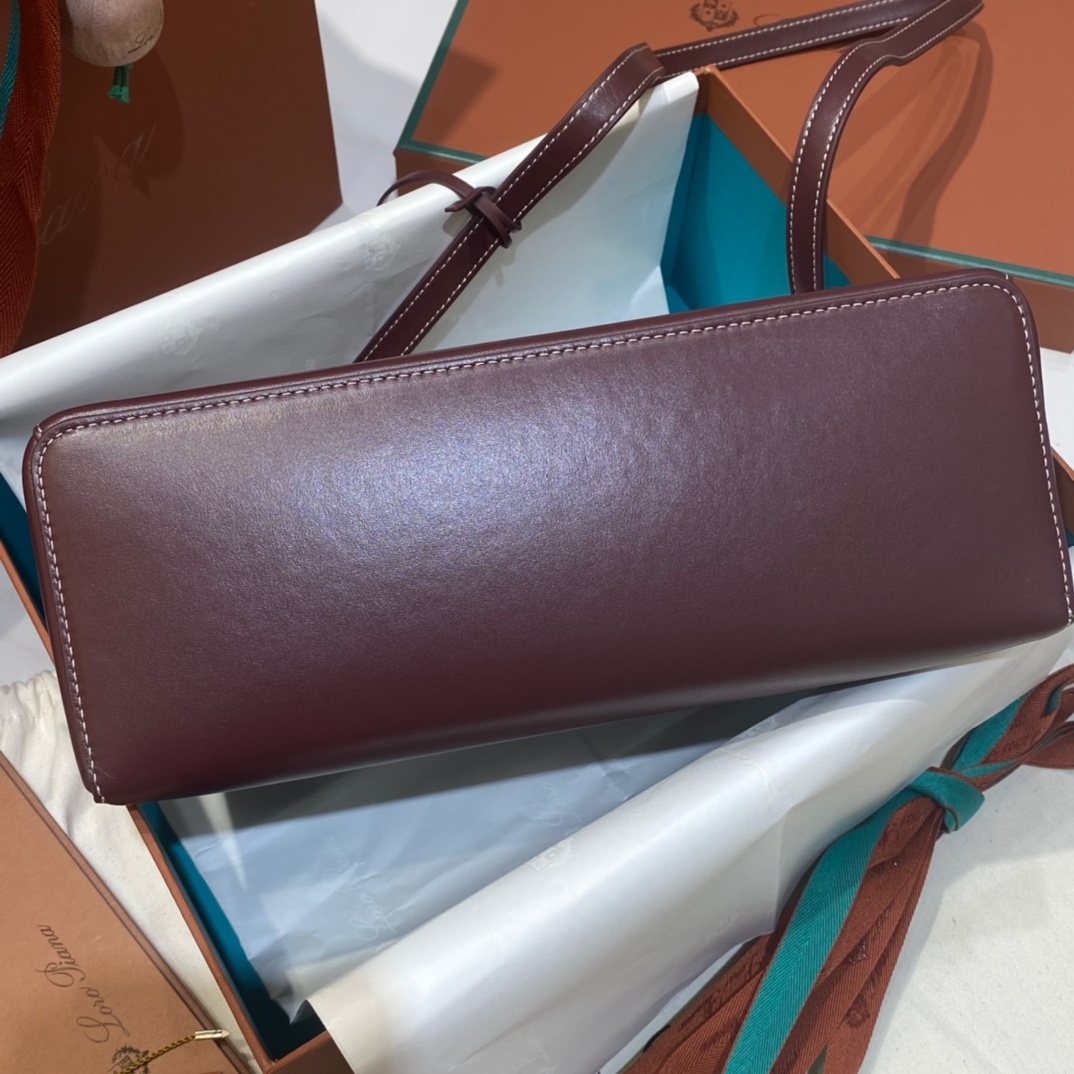 L0r0 P1ana Extra Bag L27-16*27*10CM