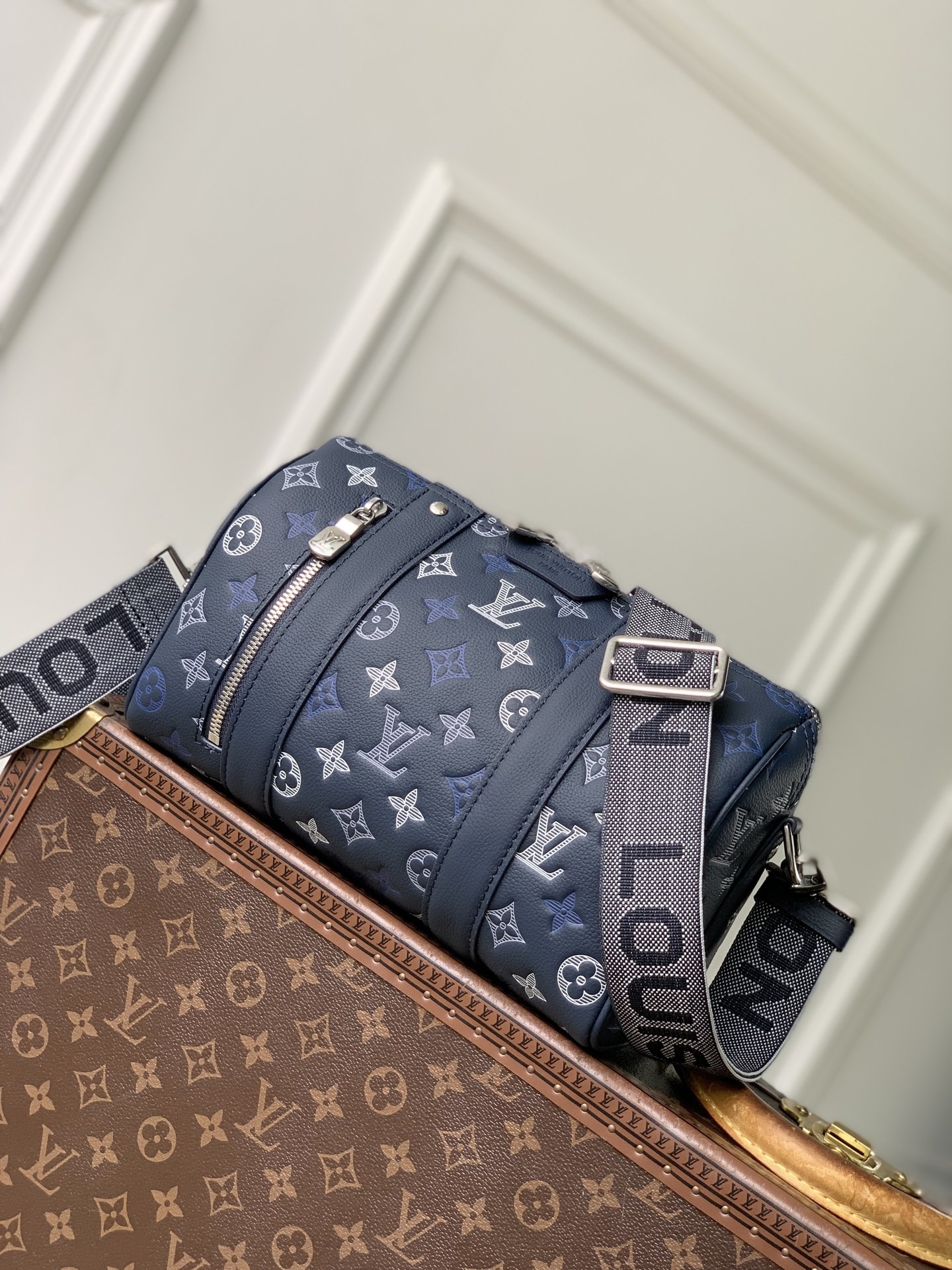 L0vis Vvtt0n City Keepall-27x17x13CM