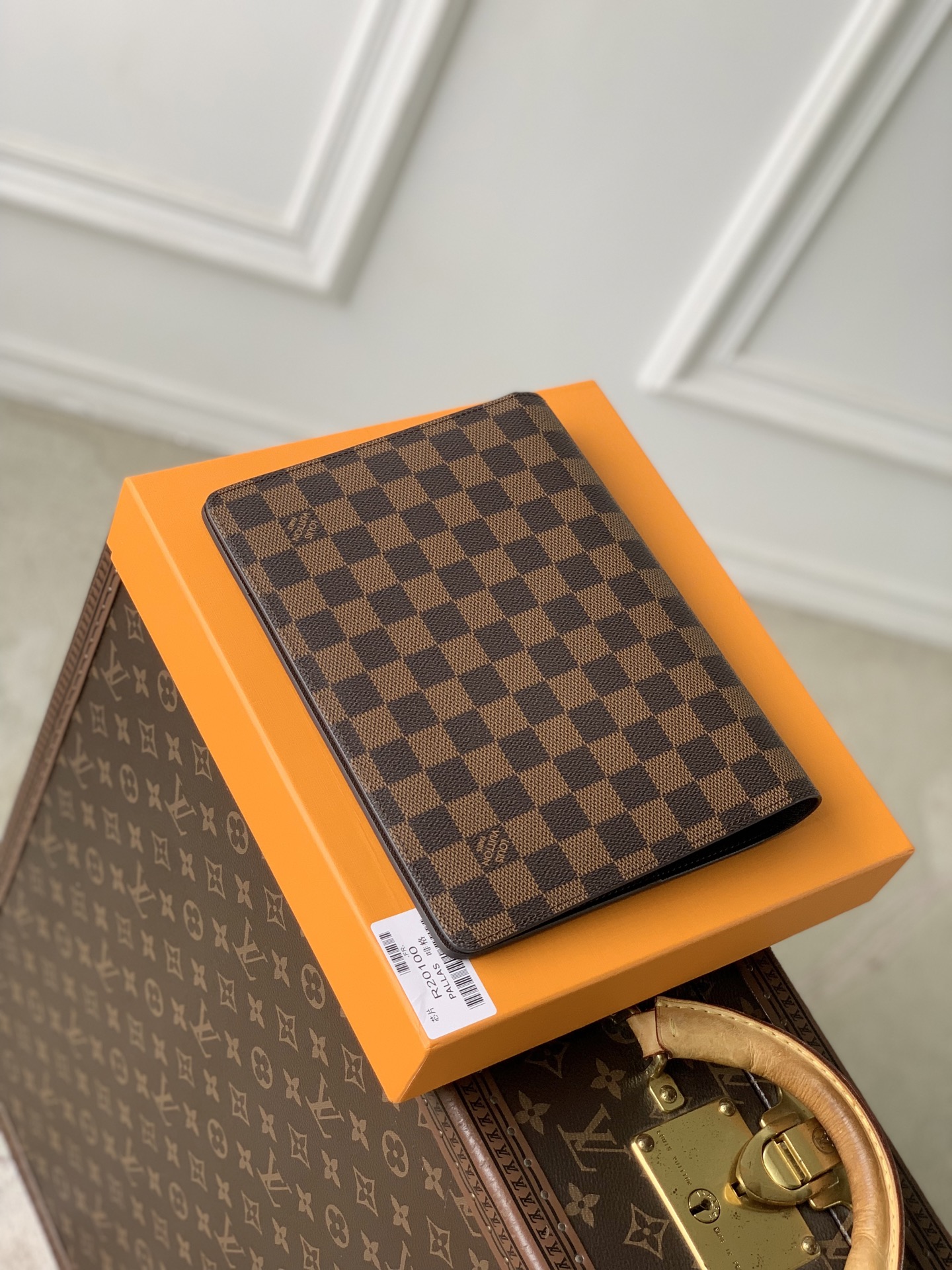 Lo*uis Vvtt0n Desktop Notebook Cover-R20100-18.5 x 23 x 3CM