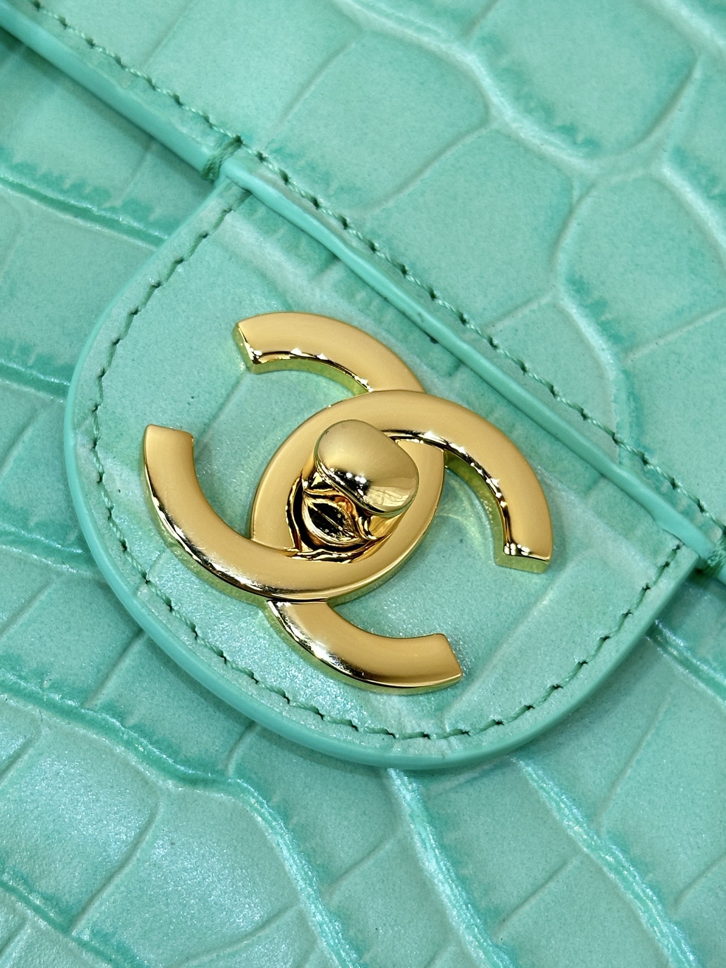 Cha*nel Seafoam Green Flap-32CM