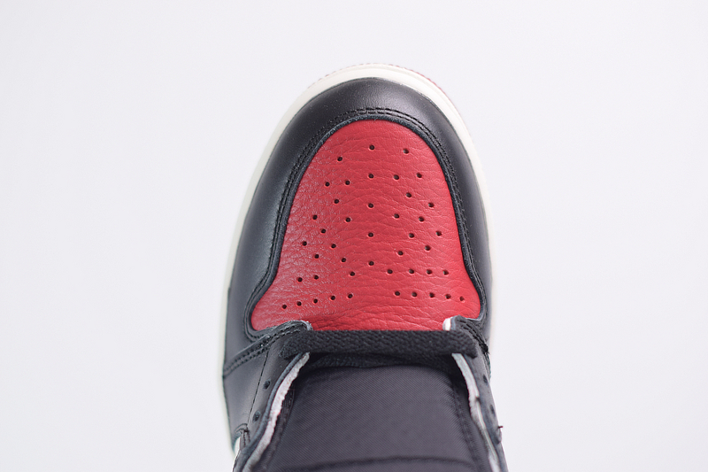 AIR JORDAN 1 HIGH OG “COURT PURPLE” 555088-125