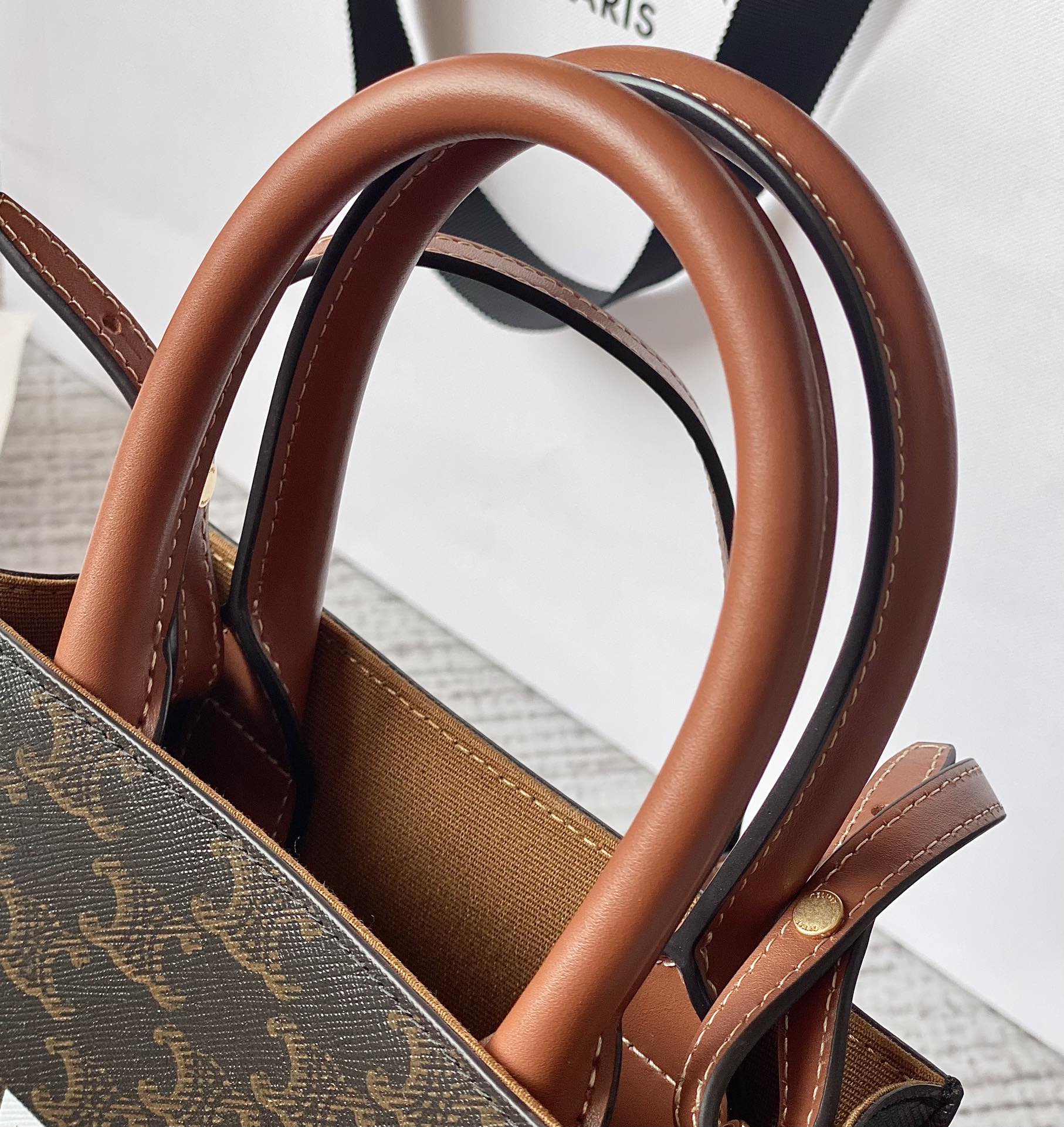 Celin Triomphe Tote-17*21*4CM
