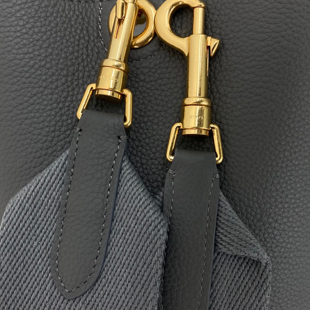 Ce**e sangle bag-23*17*33cm