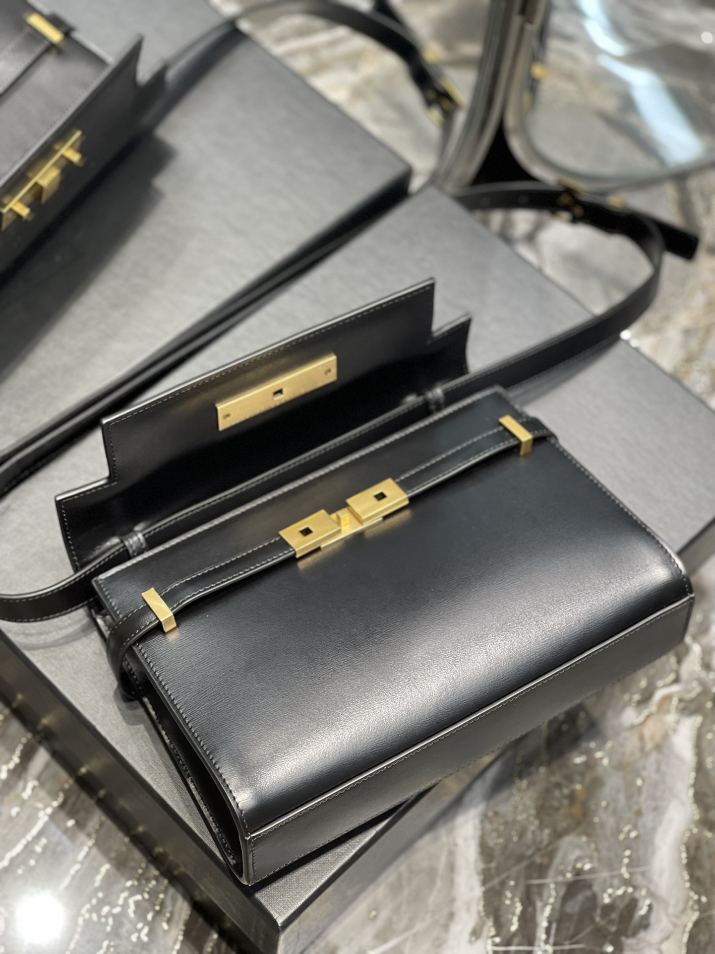 Y*L manhattan-26×18×6cm