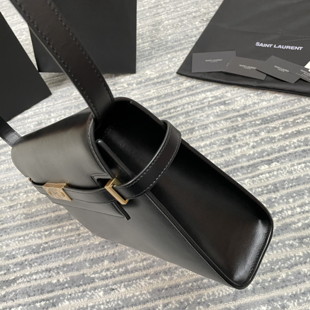 Y*L manhattan-29x20.5x7cm