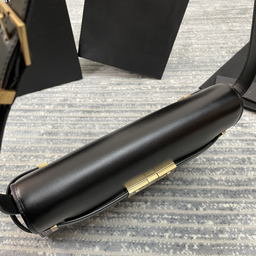 Y*L manhattan-29x20.5x7cm